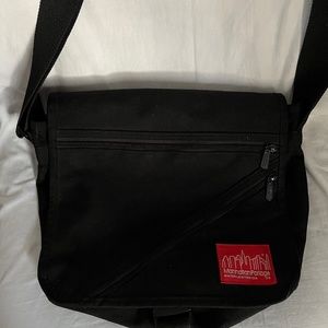 Manhattan Portage Messenger Bag Black